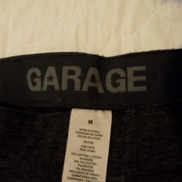 GUESS in black & GARAGE in Grey Leggings, Medium - Picture 5 of 6